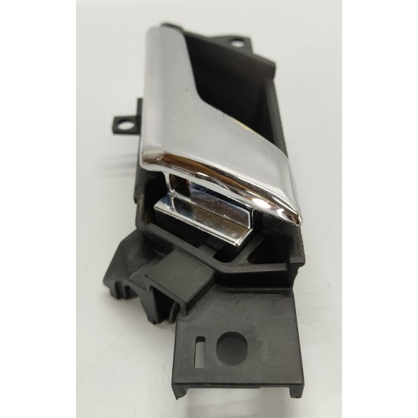 Maçaneta Interna Direita Chevrolet Captiva 3.6 2011 Detalhe Dianteira/traseira