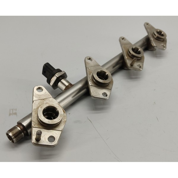 Flauta Injeção Mercedes Cla 45 Amg 2016 Com Sensor