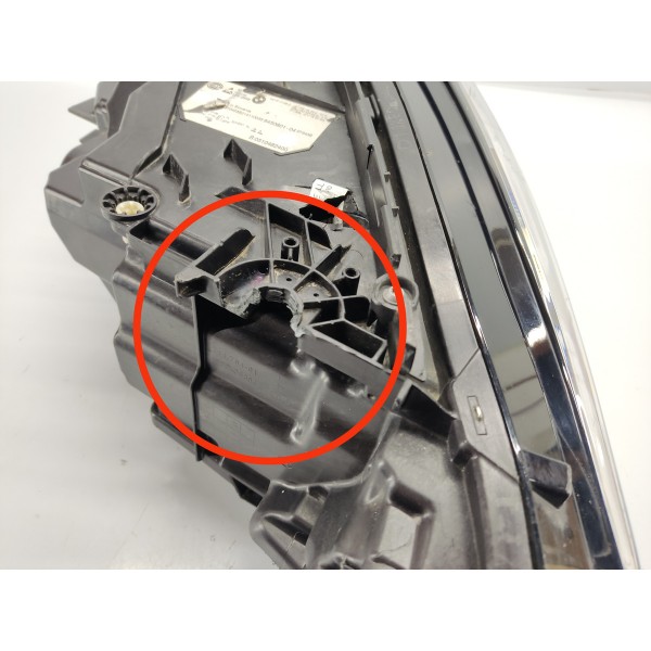 Farol Esquerdo Com Detalhes Bmw G20 320i 2024 Esquerdo/motorista