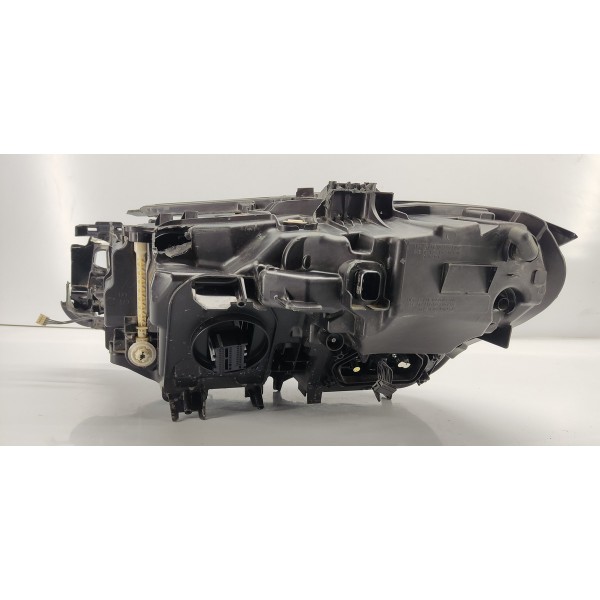 Farol Direito Com Detalhes Bmw G20 320i 2024 Direito/passageiro