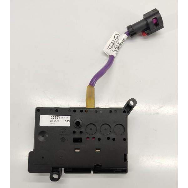 Conexão Caixa Fusivel Audi Q8 2019 4m0941828