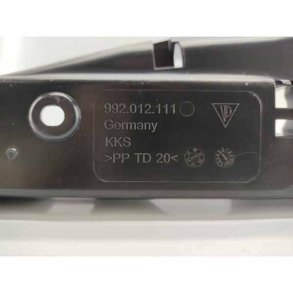 Acabamento Porsche 911 Carrera 2021 992012111