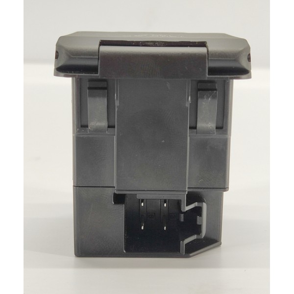 Tomada 12v Pajero Sport 2022 2.4 Hpe