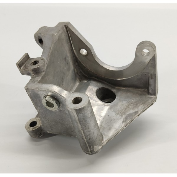 Suporte Bomba Direção Pajero Sport 2022 2.4 Hpe