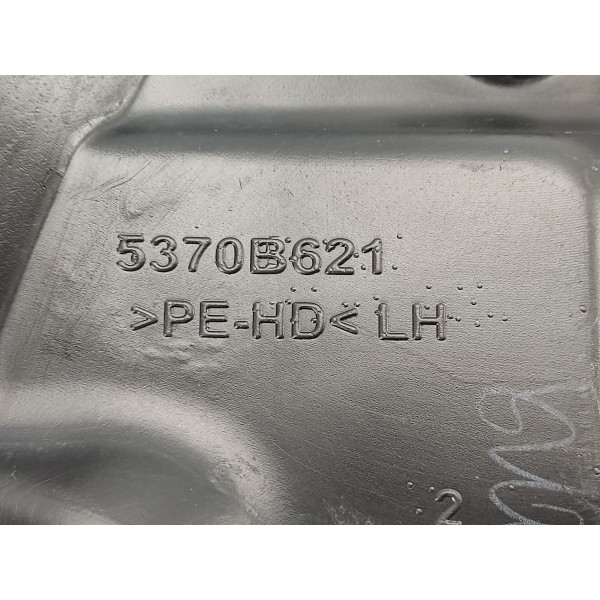 Para Barro T.e Pajero Sport 2022 2.4 Hpe 5370b621