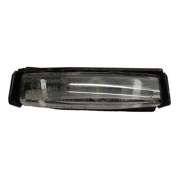Luz Placa Pajero Sport 2022 2.4 Hpe A046745