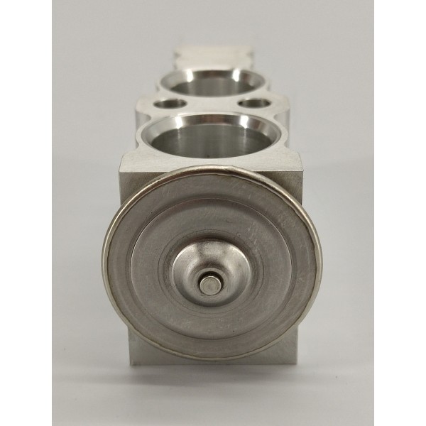 Válvula Expansão Ar Condicionado Traseira Pajero Sport 2022