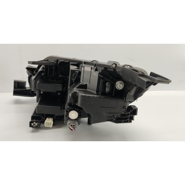 Farol Direito Pajero Sport 2022 2.4 Hpe Direito/passageiro