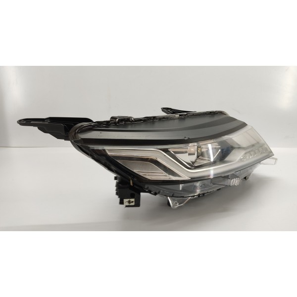 Farol Direito Pajero Sport 2022 2.4 Hpe Direito/passageiro