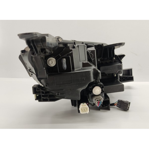 Farol Esquerdo Pajero Sport 2022 2.4 Hpe Esquerdo/motorista