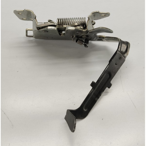 Trava Fechadura Capo Pajero Sport 2022 2.4 Hpe