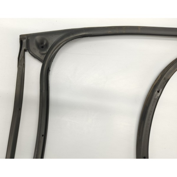 Borracha Fixa Porta T.d Pajero Sport 2022 2.4 Hpe