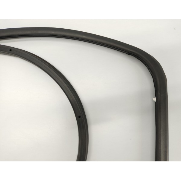 Borracha Fixa Porta T.d Pajero Sport 2022 2.4 Hpe