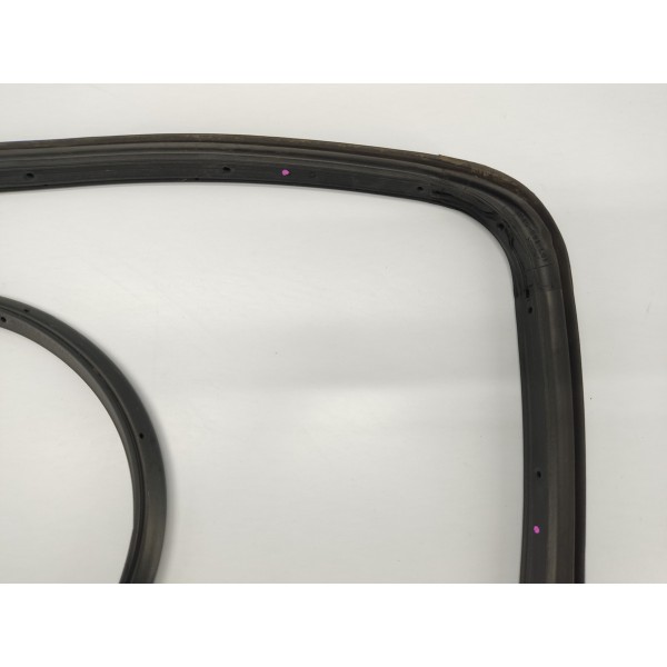 Borracha Fixa Porta T.e Pajero Sport 2022 2.4 Hpe