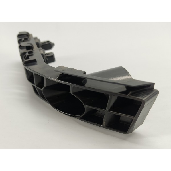 Suporte Guia Parachoque D.d Pajero Sport 2022 2.4 Hpe