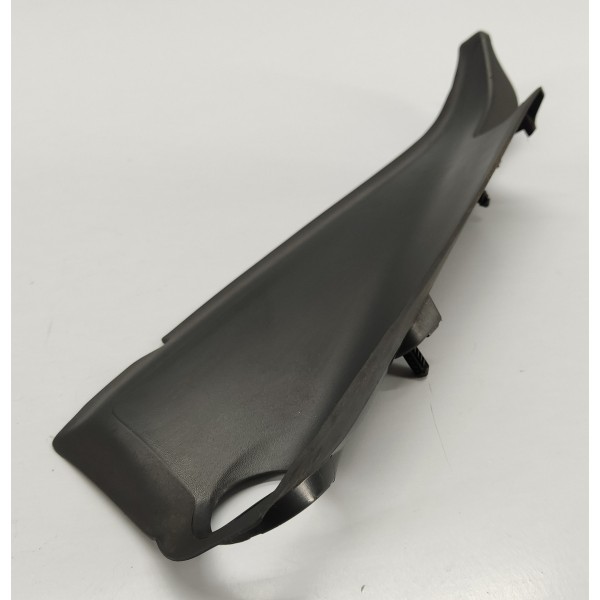 Acabamento Tampa Traseira L.e Peugeot 3008 1.6 Thp 2014