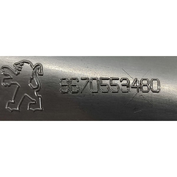 Acabamento Tampa Traseira L.e Peugeot 3008 1.6 Thp 2014