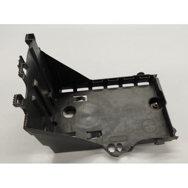 Suporte Caixa Bateria Peugeot 3008 1.6 Thp 2014 Detalhe
