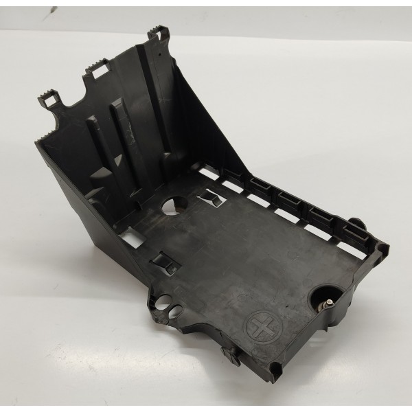 Suporte Caixa Bateria Peugeot 3008 1.6 Thp 2014 Detalhe