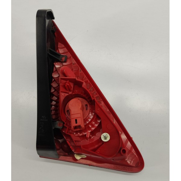 Lanterna Tampa Traseira L.d Peugeot 3008 1.6 Thp 2014 Direito/passageiro Vermelho