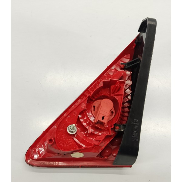 Lanterna Tampa Traseira L.e Peugeot 3008 1.6 Thp 2014 Esquerdo/motorista Vermelho