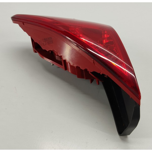 Lanterna Tampa Traseira L.e Peugeot 3008 1.6 Thp 2014 Esquerdo/motorista Vermelho
