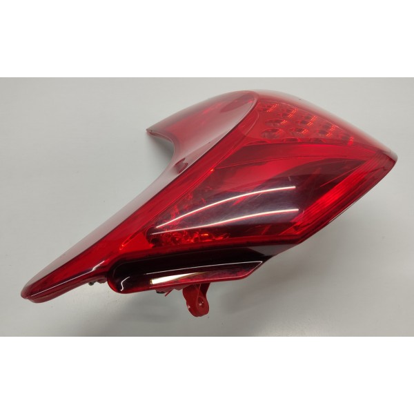 Lanterna Traseira Direita Peugeot 3008 1.6 Thp 2014 Direito/passageiro Vermelho