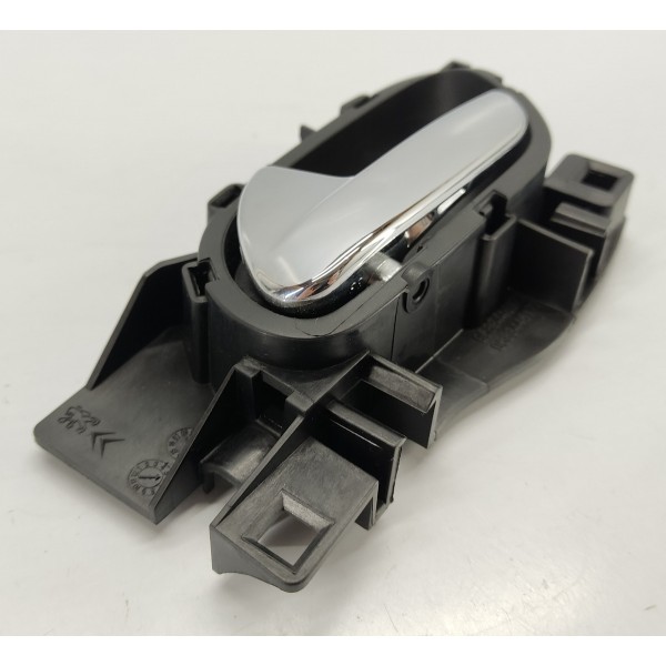 Maçaneta Interna T.e Peugeot 3008 1.6 Thp 2014 1905002 Prateado Traseira