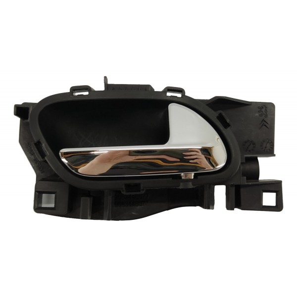 Maçaneta Interna D.d Peugeot 3008 1.6 Thp 2014 1904002 Prateado Dianteira