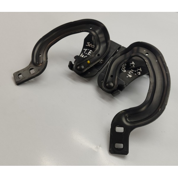 Dobradiça Tampa Traseira Inferior Peugeot 3008 1.6 Thp 2014