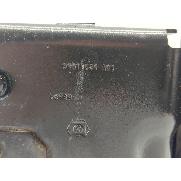 Suporte Modulo Abs Peugeot 3008 1.6 Thp 2014 96611624