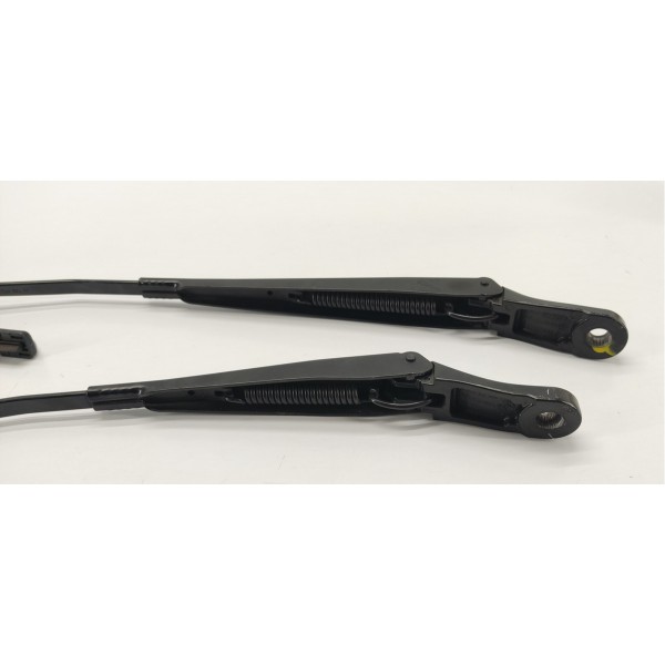 Par Braço Limpador Para Brisa Peugeot 3008 1.6 Thp 2014 Direito
