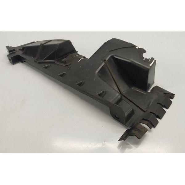 Defletor Radiador L.d Peugeot 3008 1.6 Thp 2014 9683410780