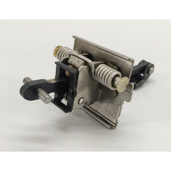 Limitador Porta Dianteiro Peugeot 3008 1.6 Thp 2014