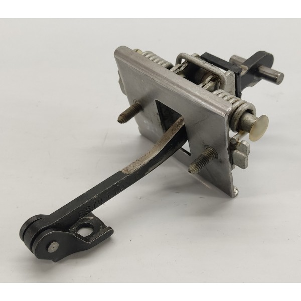 Limitador Porta Dianteiro Peugeot 3008 1.6 Thp 2014