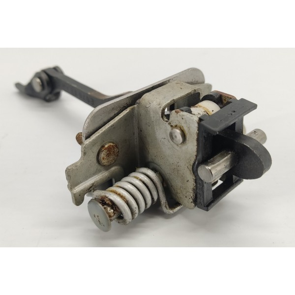 Limitador Porta Traseira Peugeot 3008 1.6 Thp 2014