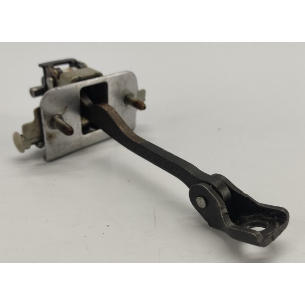 Limitador Porta Traseira Peugeot 3008 1.6 Thp 2014