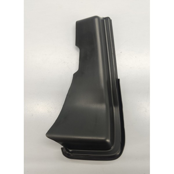 Acabamento Tampa Traseira T.e Peugeot 3008 1.6 Thp 2014