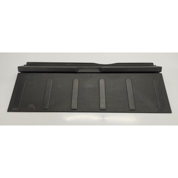Acabamento Inferior Porta Mala Peugeot 3008 1.6 Thp 2014
