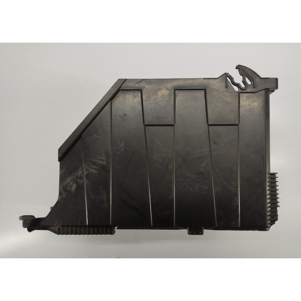 Tampa Caixa Bateria Peugeot 3008 1.6 Thp 2014 Detalhe