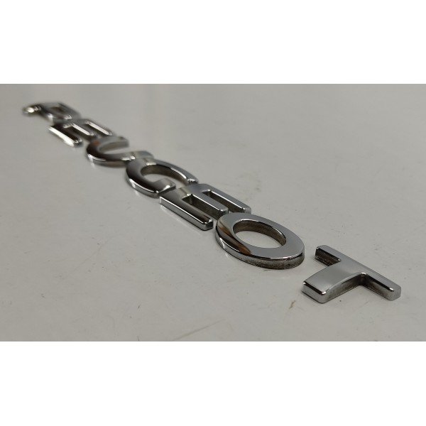 Emblema Letreiro Tampa Traseira Peugeot 3008 1.6 Thp 2014 Prateado