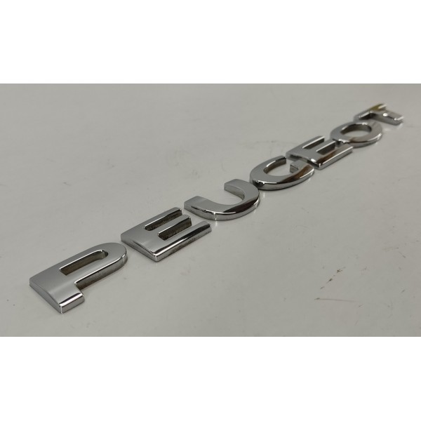 Emblema Letreiro Tampa Traseira Peugeot 3008 1.6 Thp 2014 Prateado