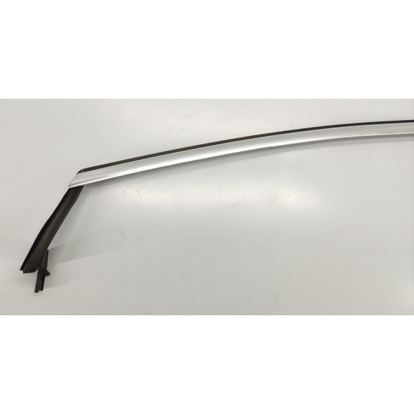 Friso Arco Porta D.e Peugeot 3008 1.6 Thp 2014 Prateado