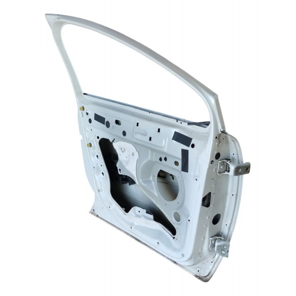 Porta Dianteira Esquerda Peugeot 3008 1.6 Thp 2014 Dianteira Esquerda Prata