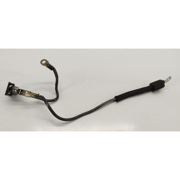 Polo Positivo Bateria Peugeot 3008 1.6 Thp 2014 Direito