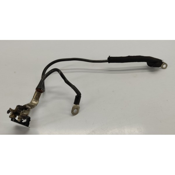 Polo Positivo Bateria Peugeot 3008 1.6 Thp 2014 Direito