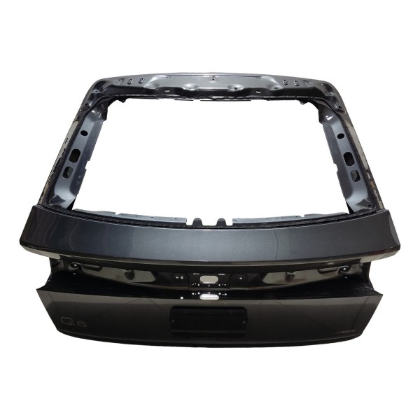 Tampa Traseira Audi Q8 2019 Preto