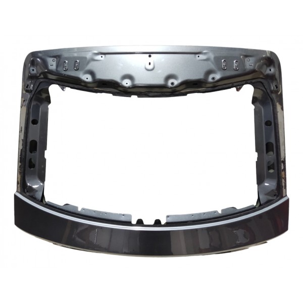 Tampa Traseira Audi Q8 2019 Preto