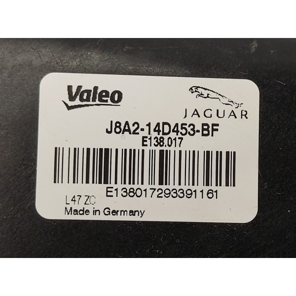 Suporte Guia Parachoque T.d Velar 2.0 P300 2020 J8a214d453bf