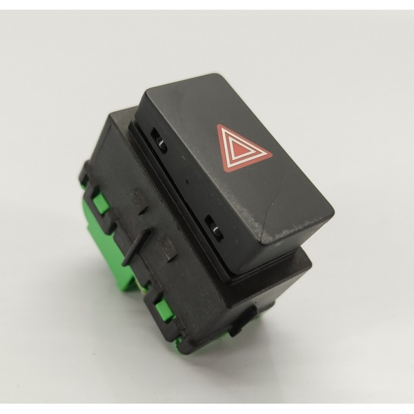 Botao Pisca Alerta Velar 2.0 P300 2020 J8a211k656 Preto